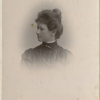 Fotograf Finne, Carl Johans gade, Kristiania. Tekst- Kirsten Svendsen, fød 21. januar 1876